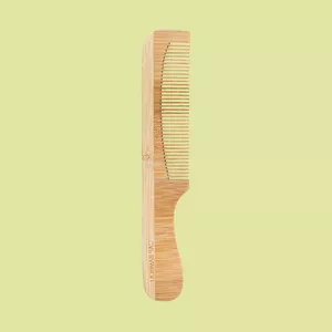 Image produit Peigne à manche et dents serrées en bambou sur Shopetic